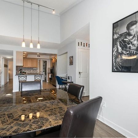 Large, Stunning Elvis Themed Condo,10 Min From Cvg Florence Eksteriør billede