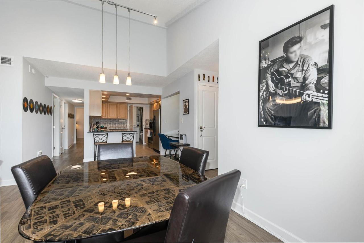 Large, Stunning Elvis Themed Condo,10 Min From Cvg Florence Eksteriør billede
