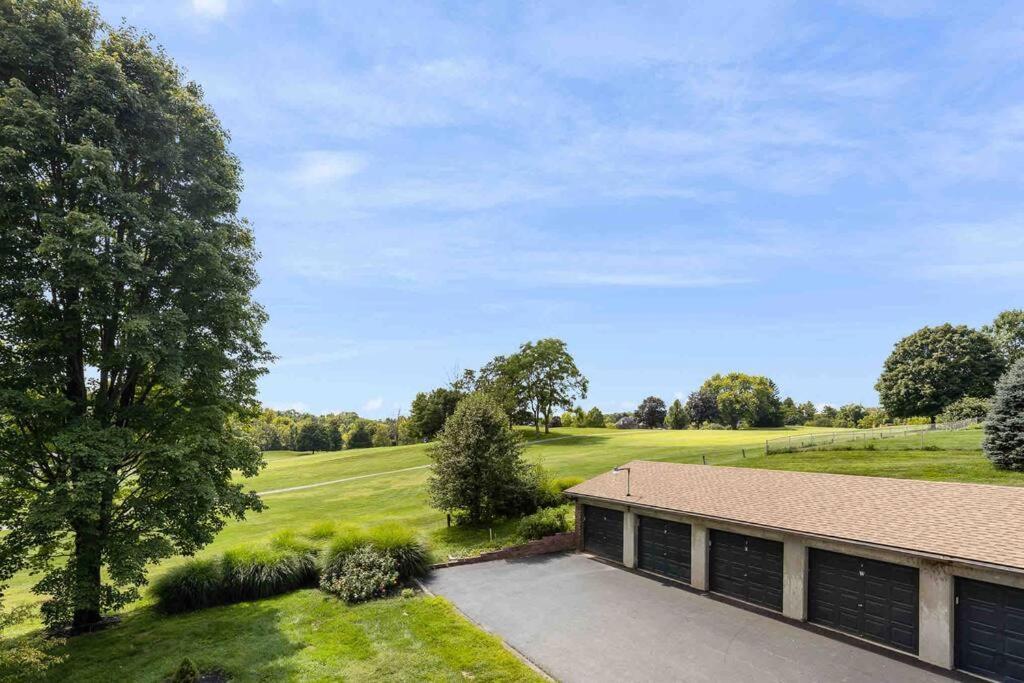 Large, Stunning Elvis Themed Condo,10 Min From Cvg Florence Eksteriør billede